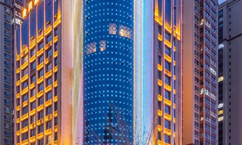 Golden Phoenix Hotel