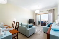 BnB Homes Ocean View Apartment with Panoramic Terrace, 2 Swimming Pools & Tennis Court