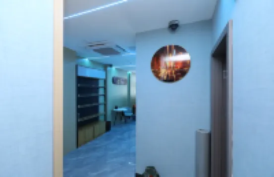 東森電競酒店（南京南站雙龍大道地鐵站店）