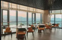 MINGHU DAWN RESORT - breakfast