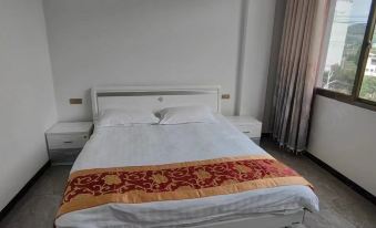 Luoping Yongkang Accommodation