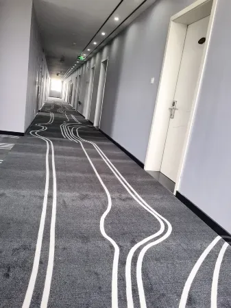 Haining Stranger Shanghua Hotel