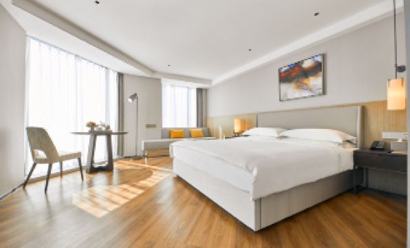 Beijing Kuntai Renewal Hotel