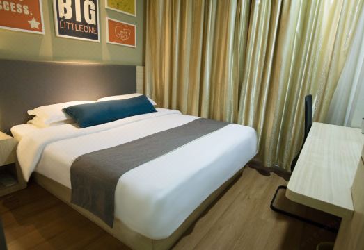 4. 웨이팅 칭주 호..