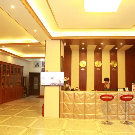 Oriental Hotel