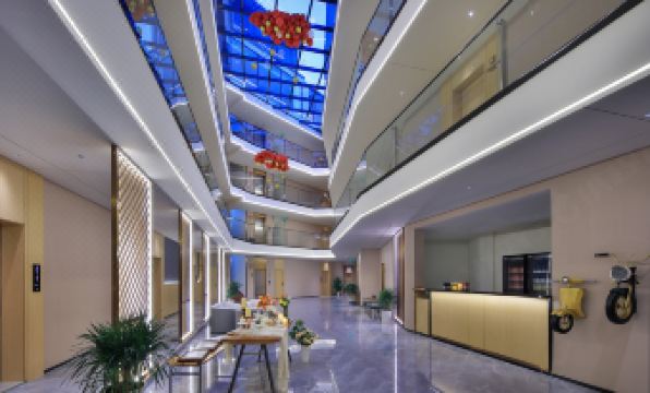 CHEERMAY Hotel (Yangshuo Shili Gallery Yulong River)