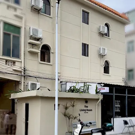 TheLivingRoom Homestay Отели рядом с достопримечательностью «Кичонг Бич»