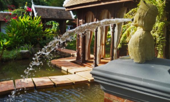 Chateau Orientale Resort - Housity