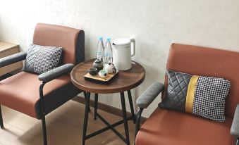 Anning Ruibao Tangquan Resort Hotel