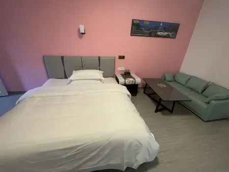 Jingzhou City Youth Homestay Отели в г. Цзинчжоу-Мяо-Дунский автономный уезд