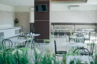 Liberta Hotel Grand Sayang Makassar Hotel di Kecamatan Tamalate