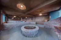 Cloud Built Banshan Pond Scene Hotel - gimnasio
