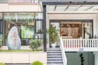 Yangbi Yuefeng Hotel