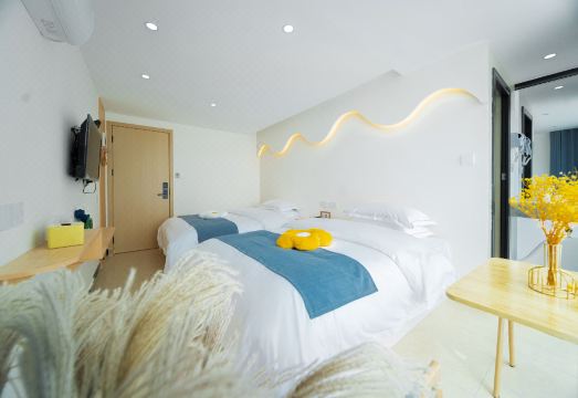 장가계 서역 주변 편의성