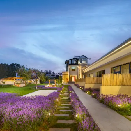 Garden villa