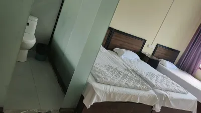 Minquan Guest House