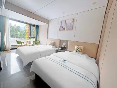 Wenchuan Youjia Business Inn Hotels near 5·12Wenchuan Earthquake Memorial Museum