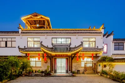 Taohua Yunhai Inn (Taohuatan Scenic Area)