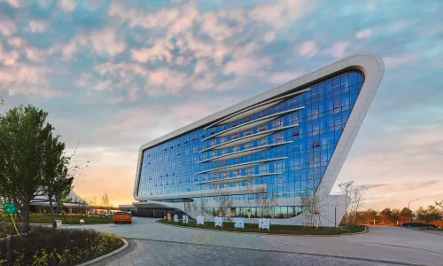 Hunchun Tiger and Leopard Business Hotel