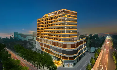 Vienna International Hotel （Zhouzhi Shuijie）