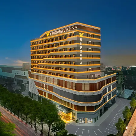Vienna International Hotel （Zhouzhi Shuijie）