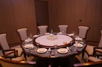 Snow Town Yishan Snow Hotel (Snow Yun Street Branch)