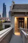 BLOSSOM MANOIR LUJIAZUI · ORIENTAL TREASURY โรงแรมใกล้สําหรับพื้นที่ของฟ้าสวรรค์