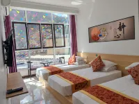 Xinglong Xiaoshan Farmhouse