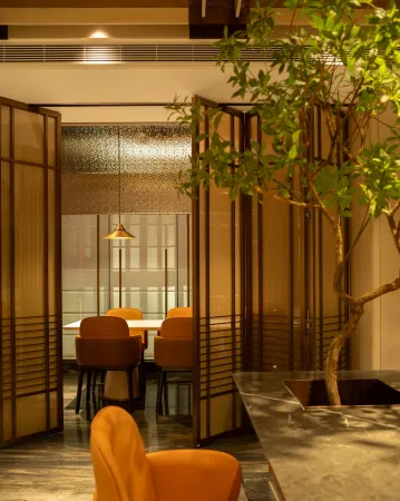 Lincang Jiahua Hotel (Yulong Lake Park)