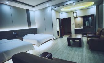 Honghe Business Hotel