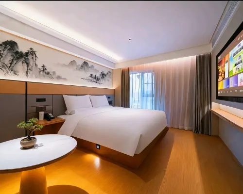 Yinyue Hotel (Wuhan Yellow Crane Tower Yangtze River Bridge) โรงแรมในอู่ฮั่น