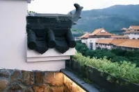 Fengqixianmu Homestay - Mountain view