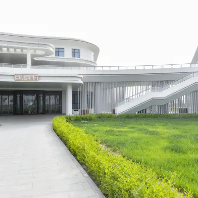Korla Five-Petal Flower Hotel Hotels near Korla Licheng Airport