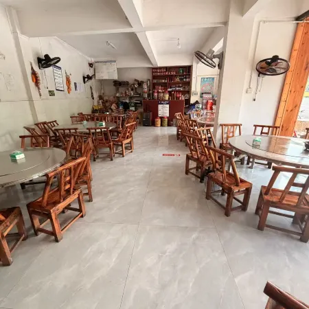 Longshan Sitong Inn