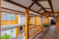 Island Breeze LUXE · Chinese‑Aesthetic Designer View Inn (Shuhe Ancient Town) - جاكوزي