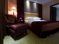 泰安丽景新天地酒店 - 商务大床房升级至商务套房