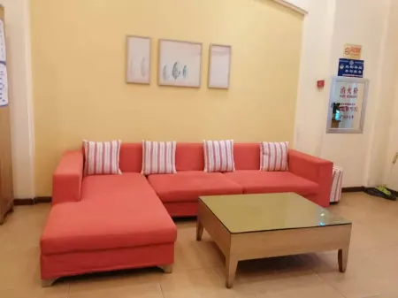 Homeinn Hotel (Baishan Railway and Coach Terminal) Отели в г. Байшан