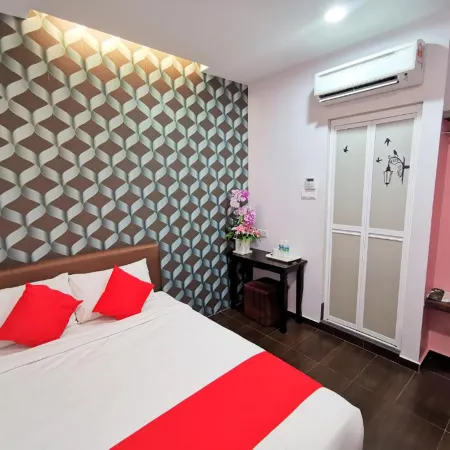 Palazzo Hotel Kulai Отели рядом с достопримечательностью «Аутлет-центр Johor Premium Outlets»