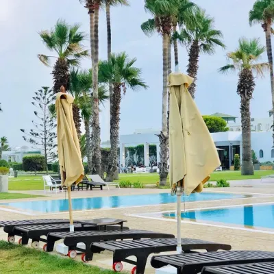 فندق عين مريم بيتش Hotels near Parc du trottoir du canal