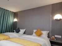 ME Hotel