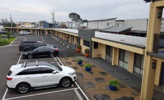 Bay Motel Safety Beach