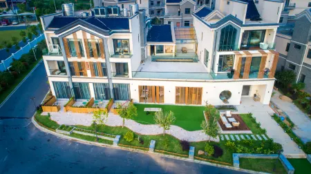 Lushan Xihai Xizipan Homestay Отели в г. Унин