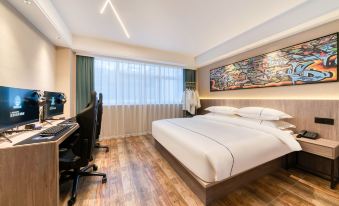 ReMAX Esports Hotel (Ningbo East New City Cultural Square Branch)