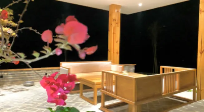 Puzhe hei Yunlu Lake View B & B