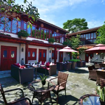 Jingshan Garden Hotel Отели рядом с достопримечательностью «Запретный город»
