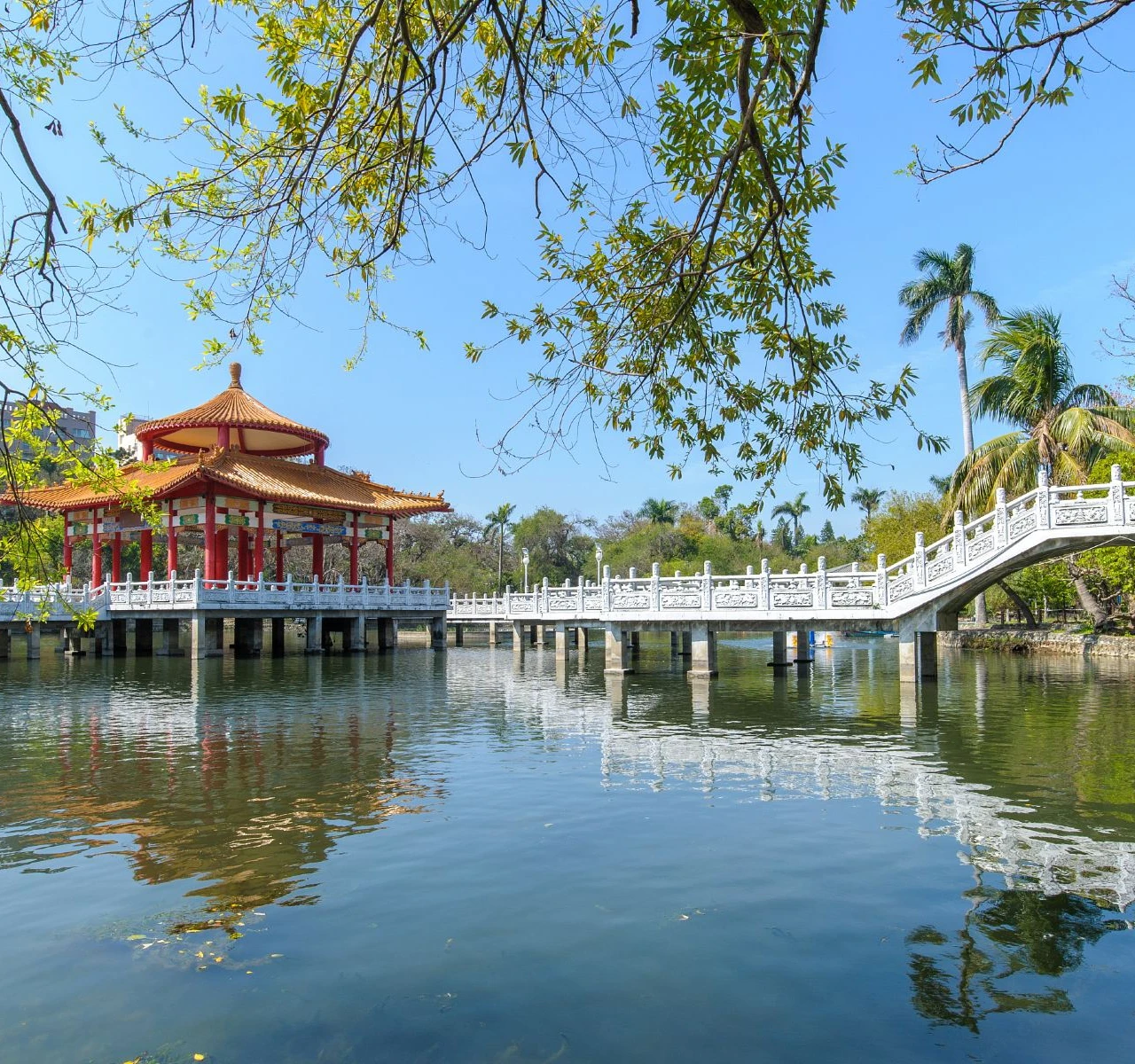 <h1>榕樹腳陳氏宗祠附近住宿飯店推薦</h1>