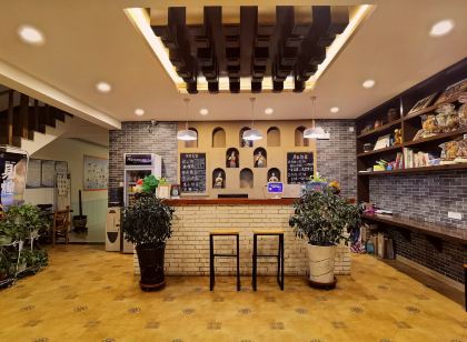 敦煌唐軒青年客棧（鳴沙山月牙泉店）