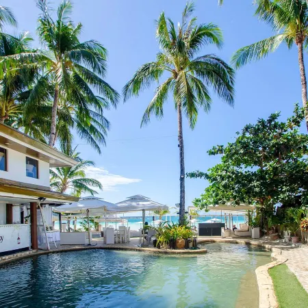 White House Beach Resort
