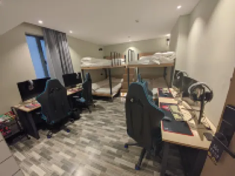 Anxia Electric Sports Hotel (Shanghai Jiaotong University)