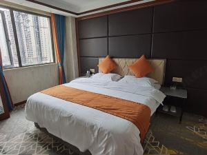 Chengzi Bojing Hotel (South of Guang'an Railway Station)